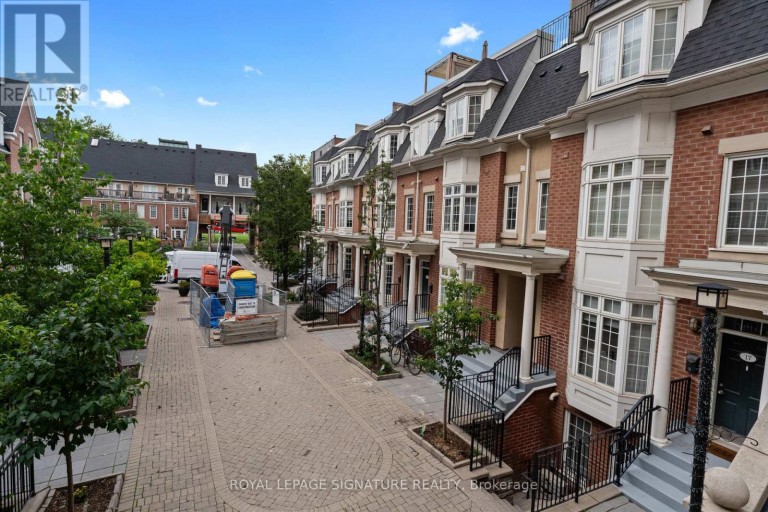 8 - 11 NIAGARA STREET, Toronto (Waterfront Communities), Ontario, M5V3N9