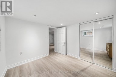 LOWER FLOOR - 17 PLEASANT AVENUE Toronto (Newtonbrook West) Ontario photo 13