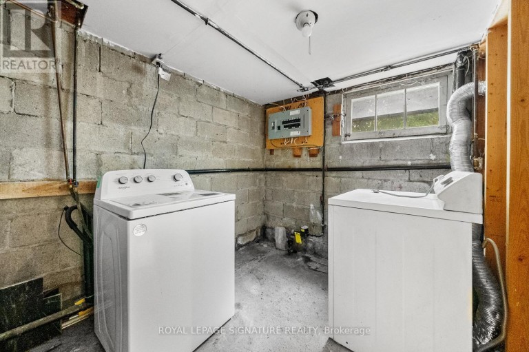 LOWER FLOOR - 17 PLEASANT AVENUE, Toronto (Newtonbrook West), Ontario, M2M1L8