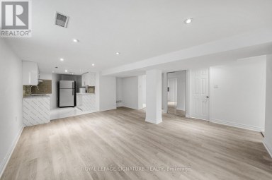 LOWER FLOOR - 17 PLEASANT AVENUE Toronto (Newtonbrook West) Ontario photo 6