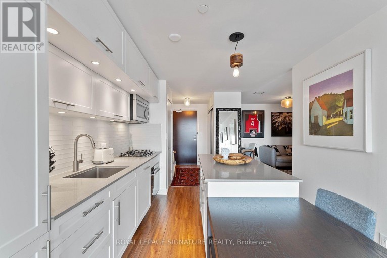 601 - 205 MANNING AVENUE, Toronto (Trinity-Bellwoods), Ontario, M6J0E2