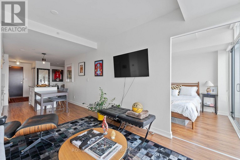 601 - 205 MANNING AVENUE, Toronto (Trinity-Bellwoods), Ontario, M6J0E2
