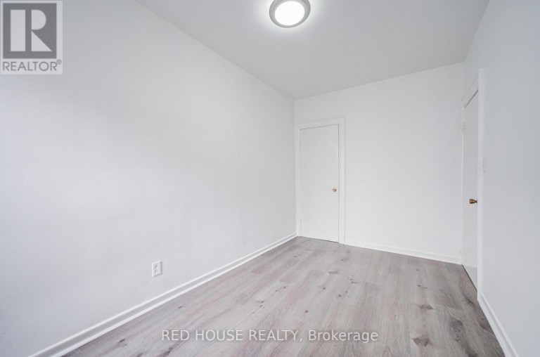 782 DUNDAS STREET W, Toronto (Trinity-Bellwoods), Ontario, M6J1V1