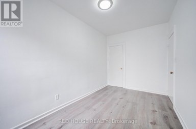 782 DUNDAS STREET W Toronto (Trinity-Bellwoods) Ontario photo 12