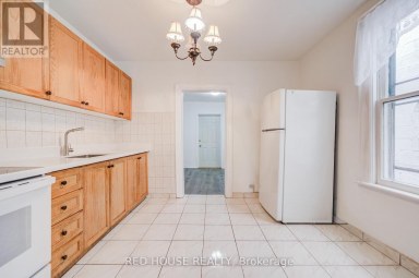 782 DUNDAS STREET W Toronto (Trinity-Bellwoods) Ontario photo 17