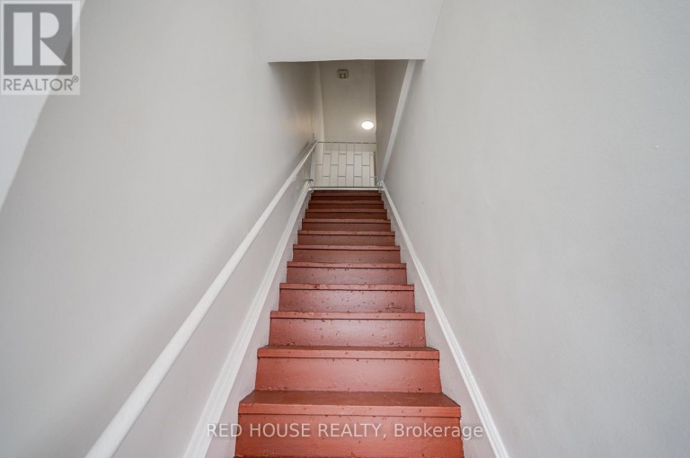 782 DUNDAS STREET W, Toronto (Trinity-Bellwoods), Ontario, M6J1V1