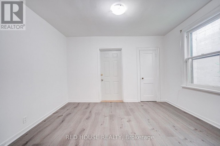 782 DUNDAS STREET W, Toronto (Trinity-Bellwoods), Ontario, M6J1V1