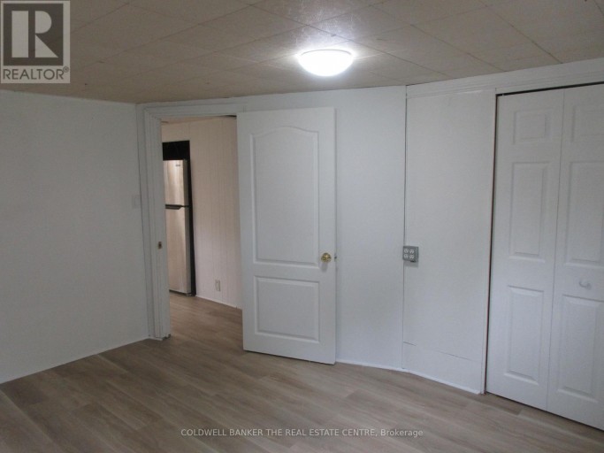 72 NAVAHO DRIVE, Toronto (Pleasant View), Ontario, M2H2X3