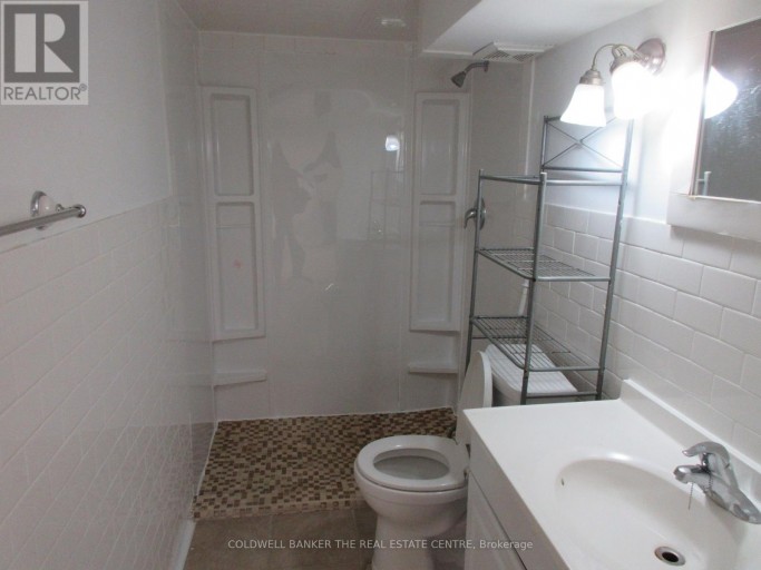72 NAVAHO DRIVE, Toronto (Pleasant View), Ontario, M2H2X3