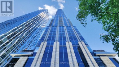 2112 - 11 YORKVILLE AVENUE Toronto (Annex) Ontario photo 1