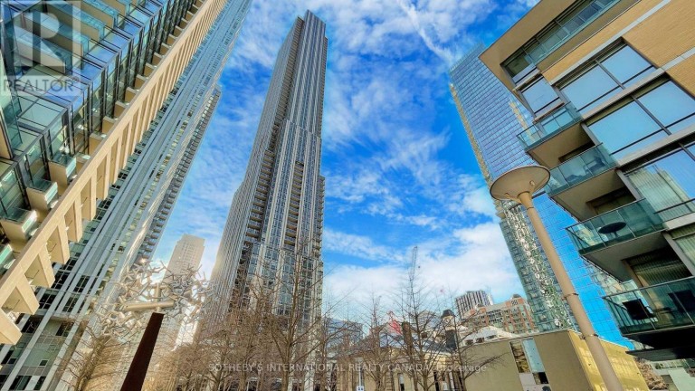 2112 - 11 YORKVILLE AVENUE, Toronto (Annex), Ontario, M4W0B7