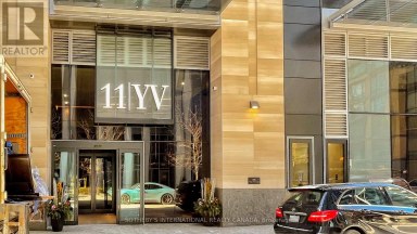 2112 - 11 YORKVILLE AVENUE Toronto (Annex) Ontario photo 20
