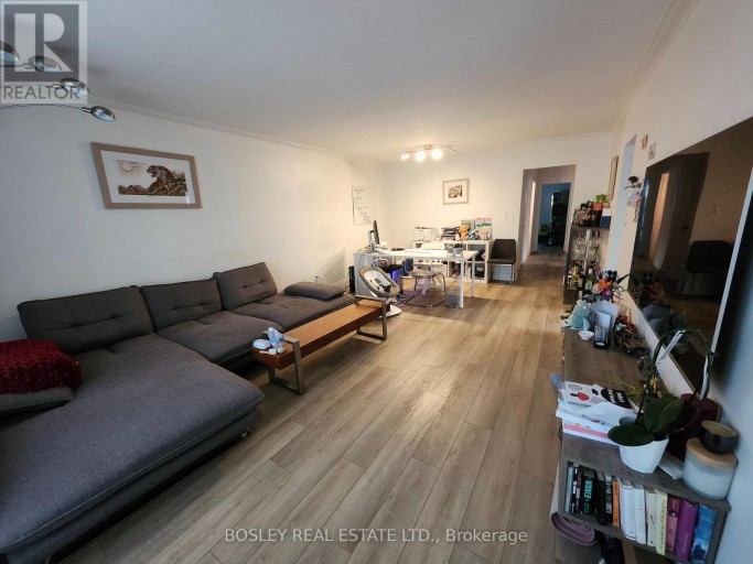 MAIN - 37 SUMMERSIDE CRESCENT, Toronto (Hillcrest Village), Ontario, M2H1W9