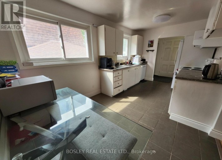 MAIN - 37 SUMMERSIDE CRESCENT, Toronto (Hillcrest Village), Ontario, M2H1W9