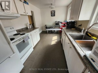 MAIN - 37 SUMMERSIDE CRESCENT Toronto (Hillcrest Village) Ontario photo 5
