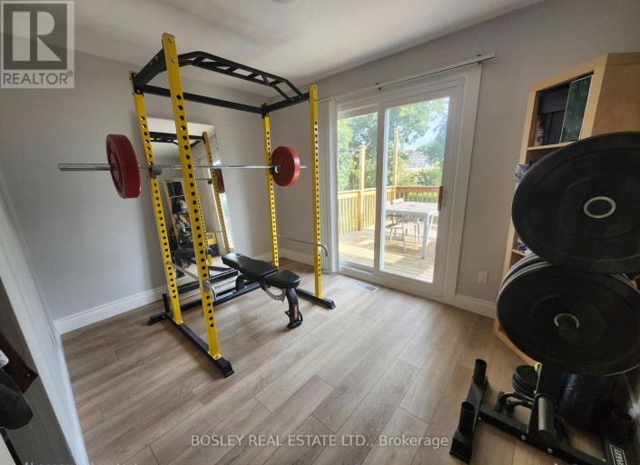 MAIN - 37 SUMMERSIDE CRESCENT, Toronto (Hillcrest Village), Ontario, M2H1W9