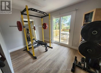 MAIN - 37 SUMMERSIDE CRESCENT Toronto (Hillcrest Village) Ontario photo 9