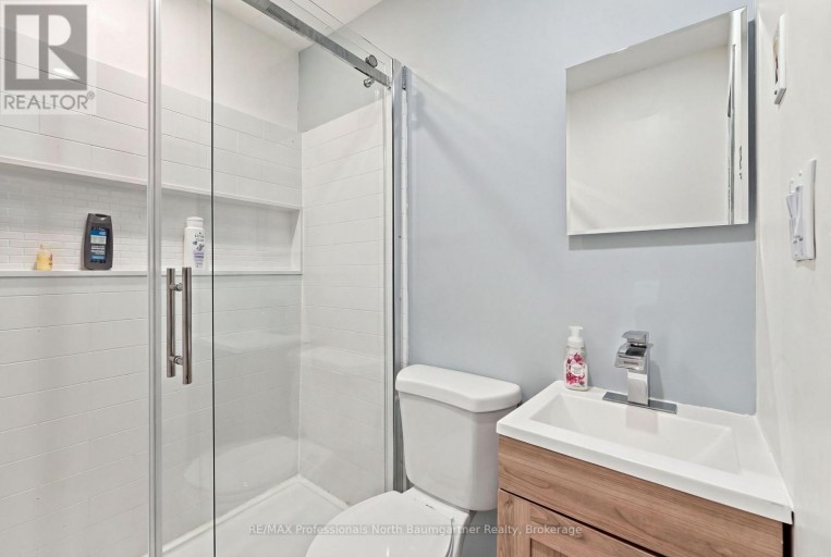 1247 ENGLISH CIRCLE, Highlands East (Glamorgan), Ontario, K0M1R0
