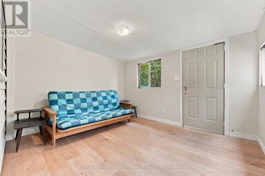 1247 ENGLISH CIRCLE Highlands East (Glamorgan) Ontario photo 26