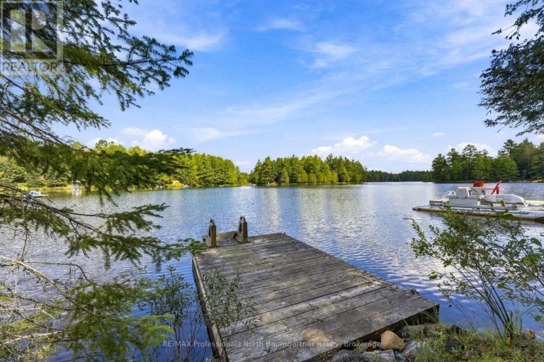 1247 ENGLISH CIRCLE, Highlands East (Glamorgan), Ontario, K0M1R0