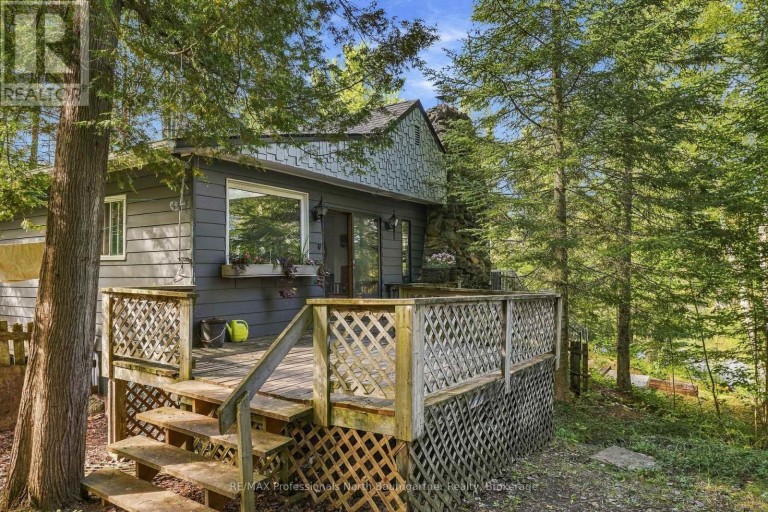 1247 ENGLISH CIRCLE, Highlands East (Glamorgan), Ontario, K0M1R0