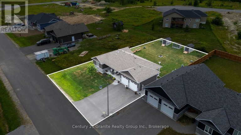 39 WINDOVER DRIVE, Minden Hills (Lutterworth), Ontario, K0M2K0