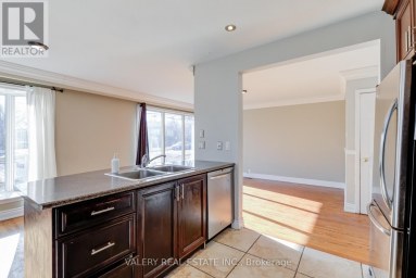 MAIN - 118 DORCOT AVENUE Toronto (Bendale) Ontario photo 11
