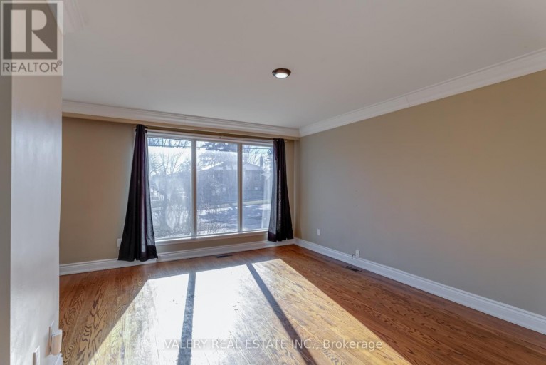 MAIN - 118 DORCOT AVENUE, Toronto (Bendale), Ontario, M1P3K8