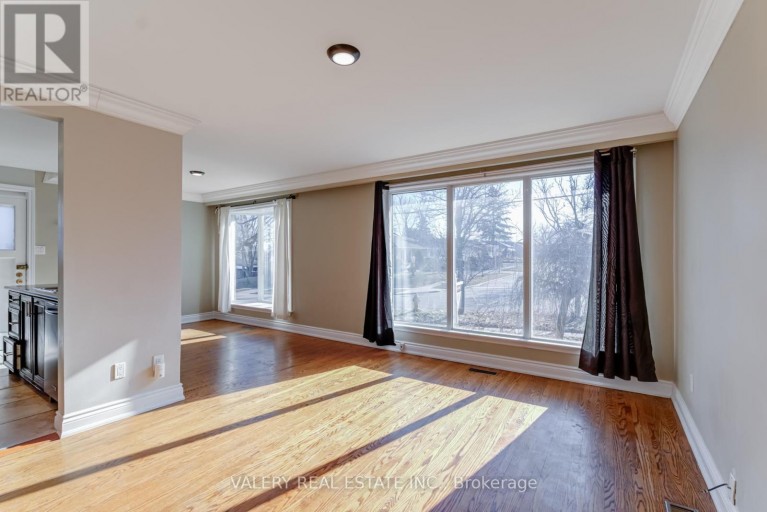 MAIN - 118 DORCOT AVENUE, Toronto (Bendale), Ontario, M1P3K8