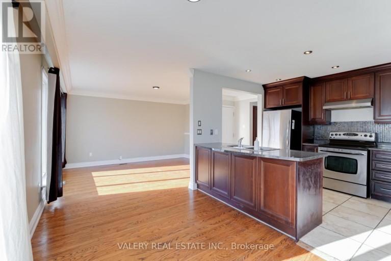 MAIN - 118 DORCOT AVENUE, Toronto (Bendale), Ontario, M1P3K8