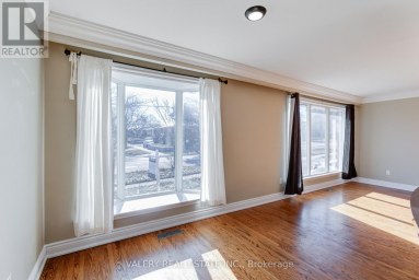 MAIN - 118 DORCOT AVENUE Toronto (Bendale) Ontario photo 7