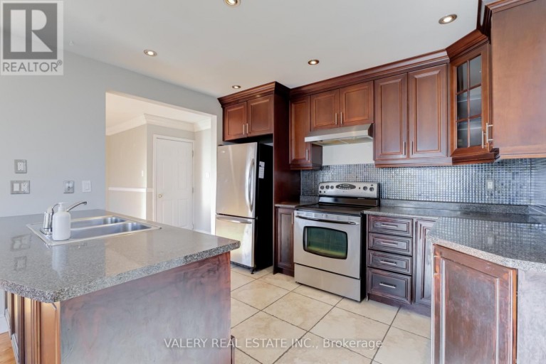 MAIN - 118 DORCOT AVENUE, Toronto (Bendale), Ontario, M1P3K8