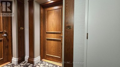 1212 - 1 LEE CENTRE DRIVE Toronto (Woburn) Ontario photo 3