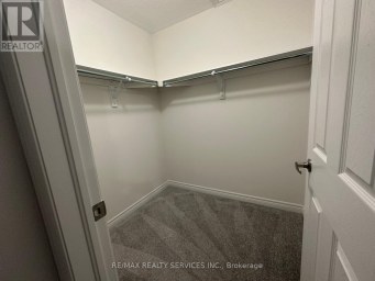 91 AIR DANCER CRESCENT Oshawa (Windfields) Ontario photo 4