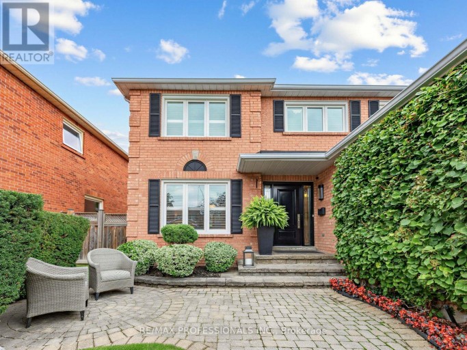 1025 MOORELANDS CRESCENT, Pickering (Rosebank), Ontario, L1W3K3