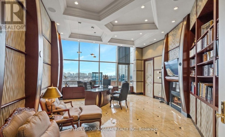 UPH - 1 CORDOBA DRIVE, Vaughan (Lakeview Estates), Ontario, L4J8S3