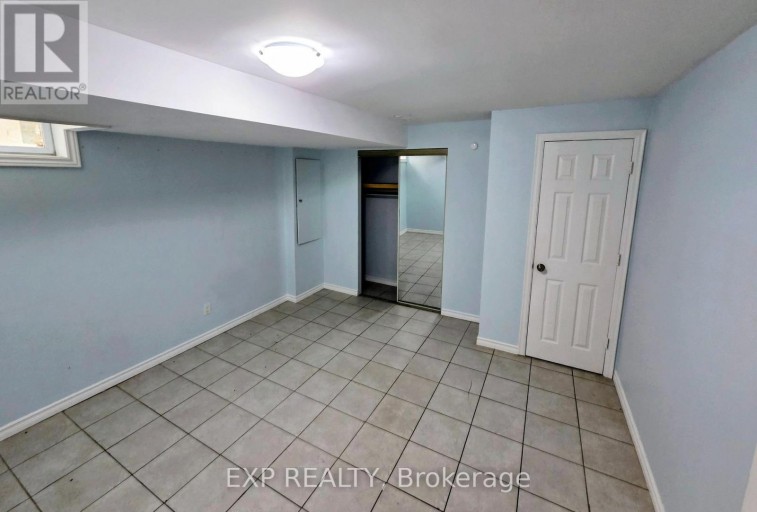 BASEMENT - 384 FLAGSTONE WAY, Newmarket (Woodland Hill), Ontario, L3X2R3