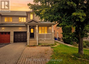 UPPER - 384 FLAGSTONE WAY Newmarket (Woodland Hill) Ontario photo 1