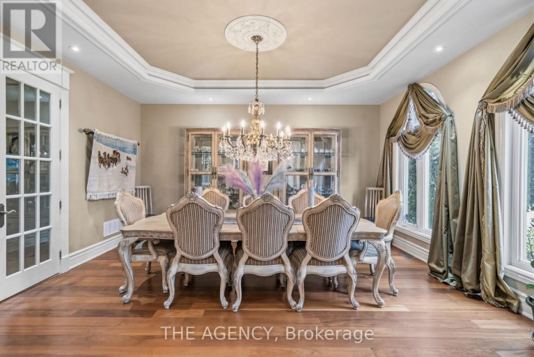 16 DEW DROP COURT, Vaughan, Ontario, L6A1E9