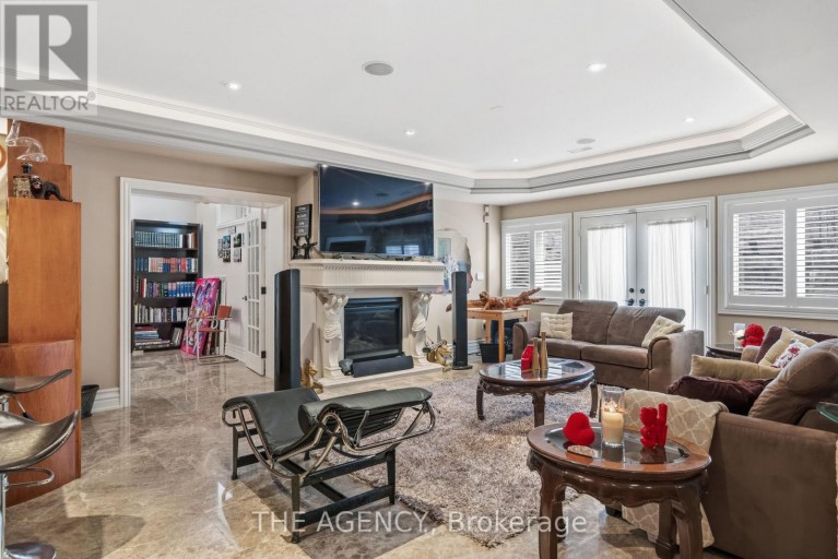16 DEW DROP COURT, Vaughan, Ontario, L6A1E9