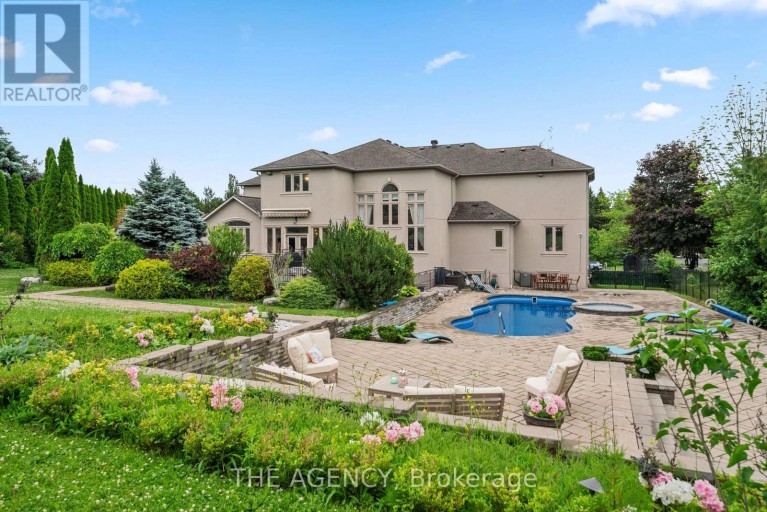 16 DEW DROP COURT, Vaughan, Ontario, L6A1E9