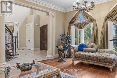 16 DEW DROP COURT Vaughan Ontario photo 4