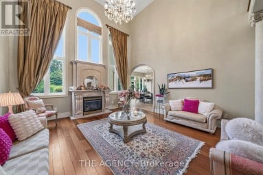 16 DEW DROP COURT Vaughan Ontario photo 8