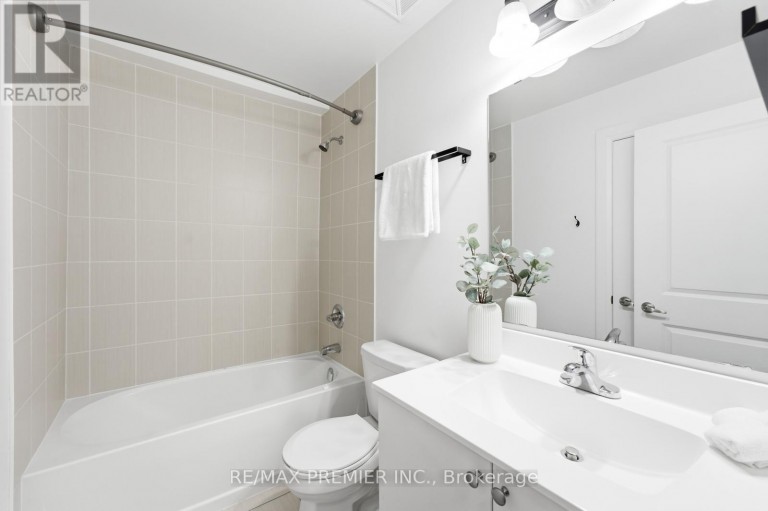 B-1401 - 5279 HIGHWAY 7 ROAD, Vaughan (Vaughan Grove), Ontario, L4L0J1