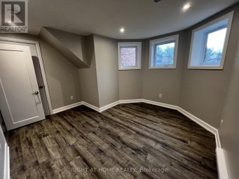 LOWER - 205 CARDINAL STREET Barrie (Cundles East) Ontario photo 10