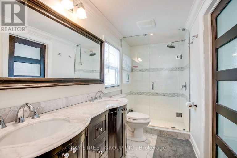 485 CARLTON DRIVE, Oakville (FD Ford), Ontario, L6J5X2