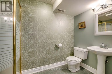 485 CARLTON DRIVE Oakville (FD Ford) Ontario photo 33