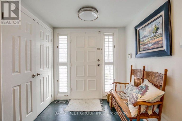 485 CARLTON DRIVE, Oakville (FD Ford), Ontario, L6J5X2