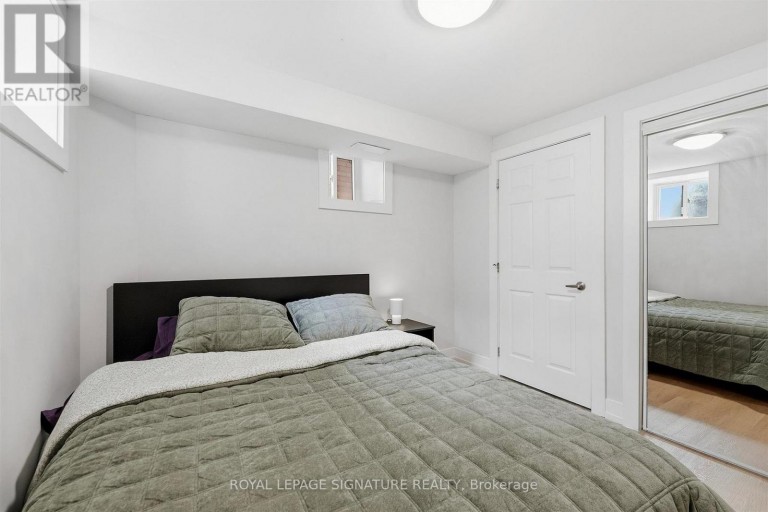 BSMT - 1945 DAVENPORT ROAD, Toronto (Weston-Pellam Park), Ontario, M6N1C3