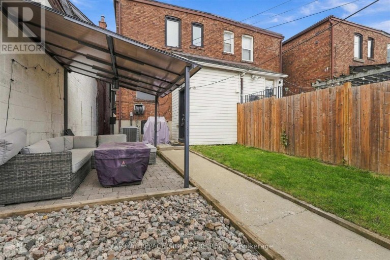 BSMT - 1945 DAVENPORT ROAD, Toronto (Weston-Pellam Park), Ontario, M6N1C3